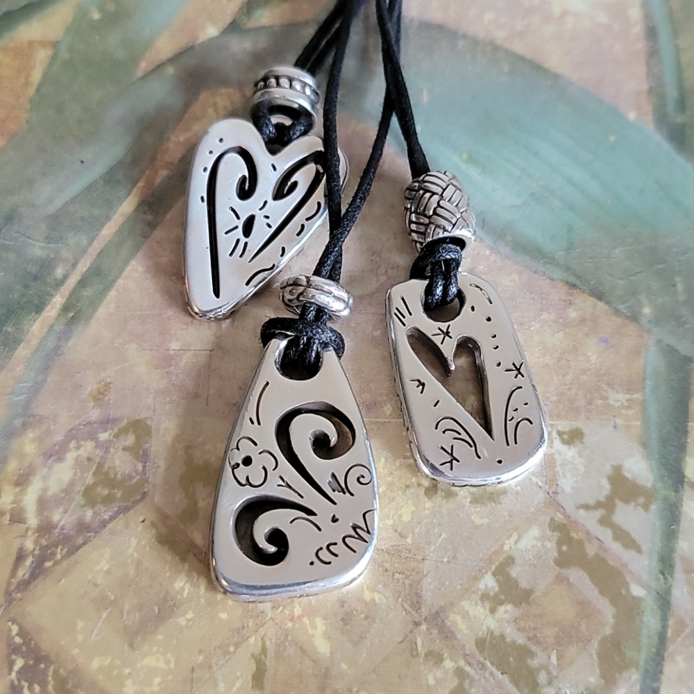 Brighton Brazilian Multi Charm Silver Tone Metal Necklace Hearts Valenti…